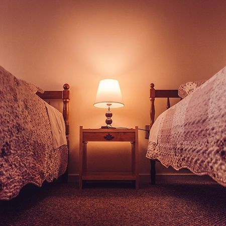 Hostal Joshiken Punta Arenas Esterno foto