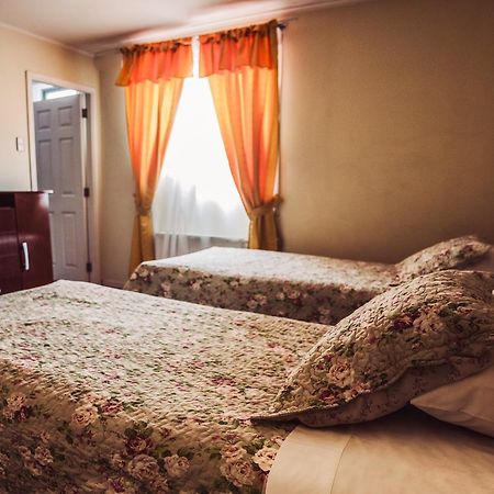 Hostal Joshiken Punta Arenas Esterno foto