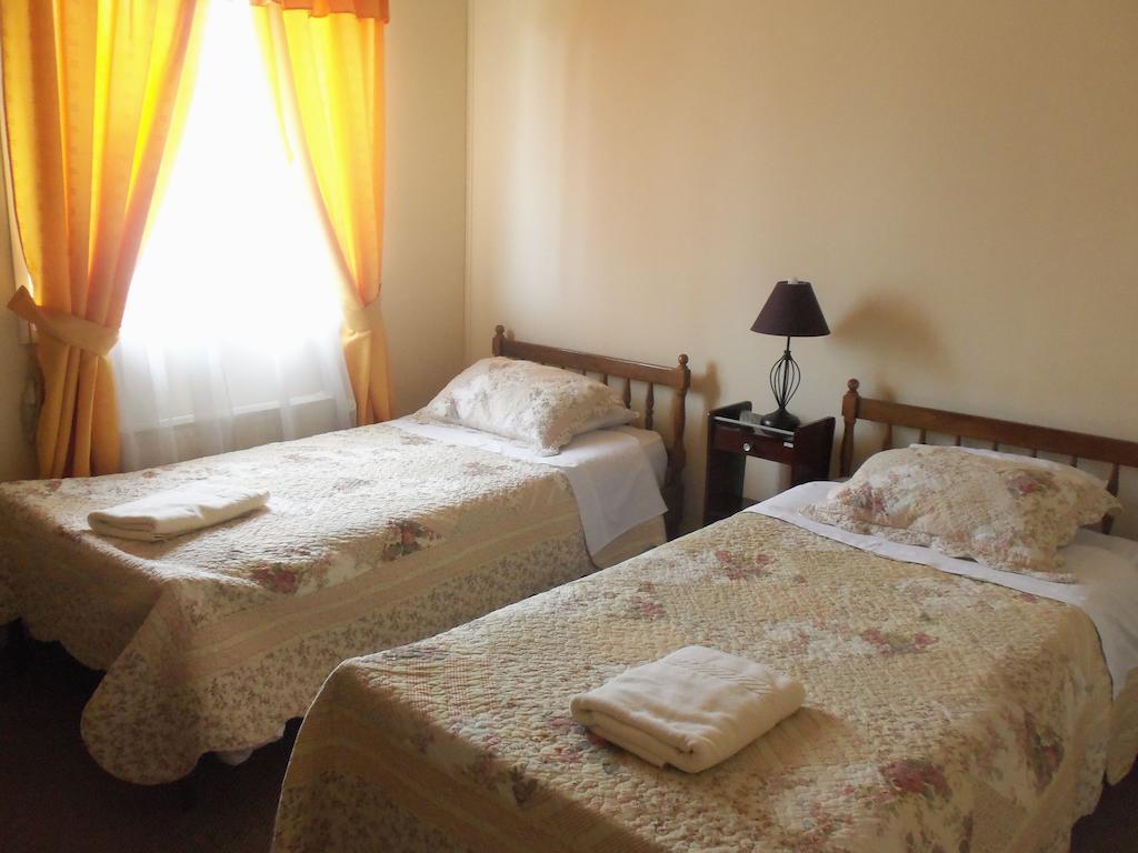 Hostal Joshiken Punta Arenas Camera foto